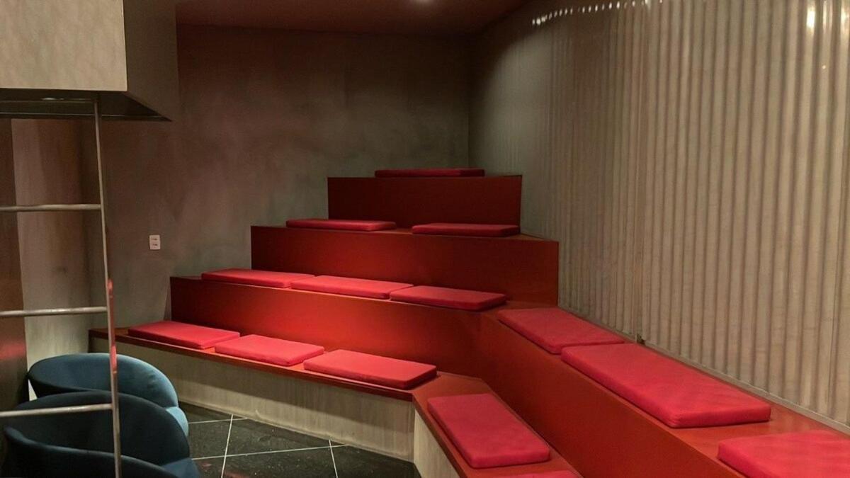 Metro Republica Apartment *